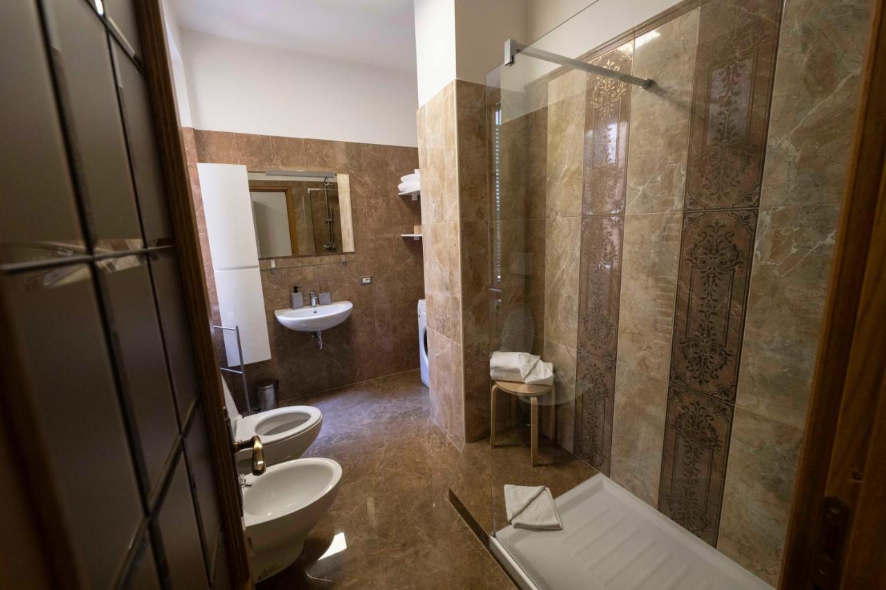 Merulana 209 Apartment - Colle Oppio Рим Екстер'єр фото